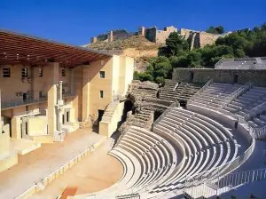 Castillo de Sagunto en Valencia norte-tour-dei-castelli-di-valencia