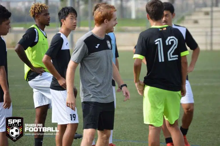 Camp de football en Espagne + formation linguistique à Valencia 1 camp de football